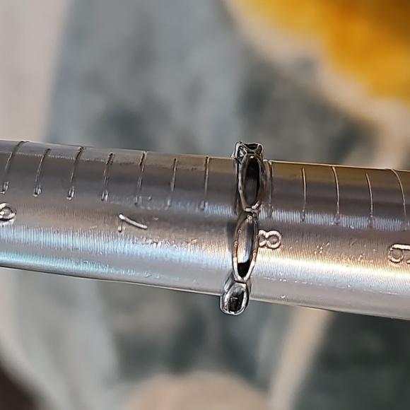 Ring Sterling silver size 7.75 silver eternity loops ring LOT 839 - Picture 2 of 7